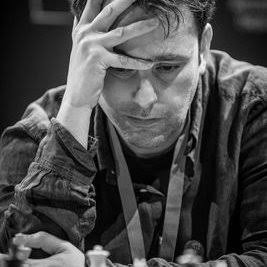 Oscar De la Riva